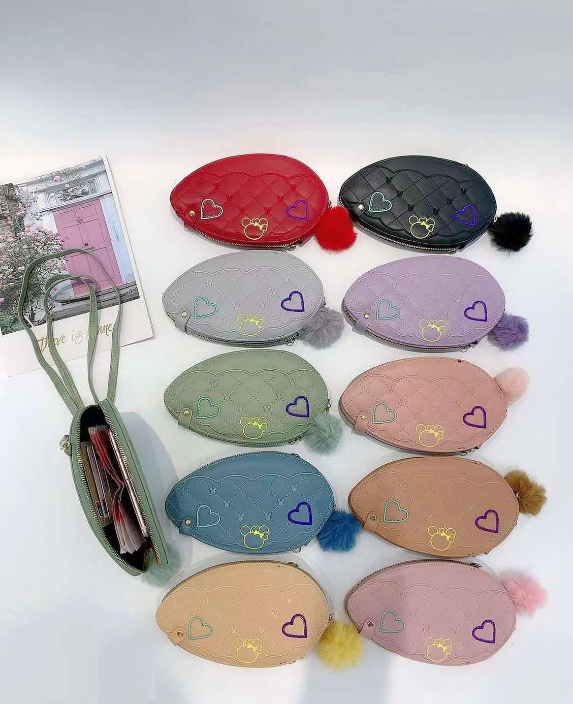 Elegant crossbody mobil purse for girls